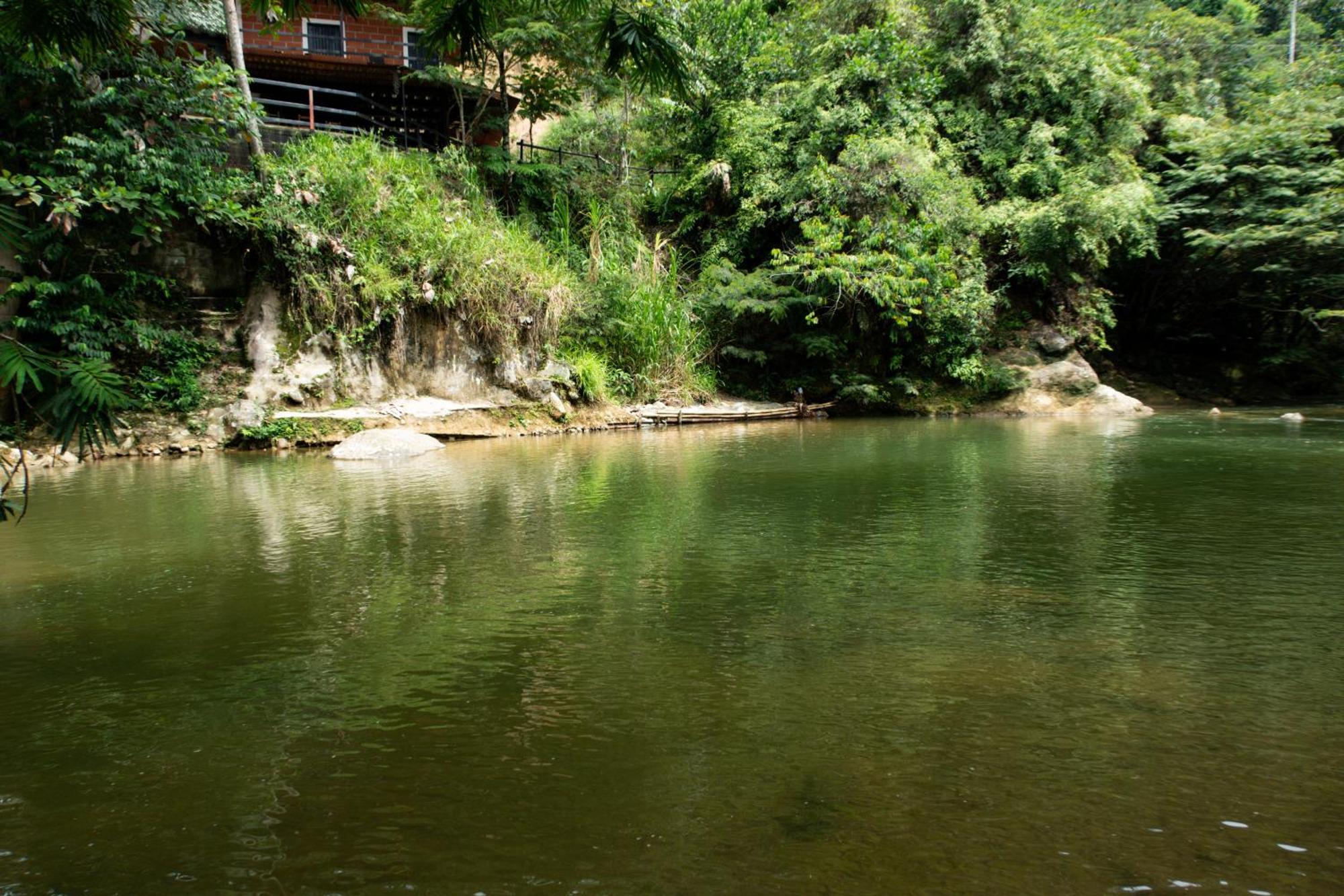 Chalet San Rafael Cerca Al Rio Wifi 6-12 Personas *