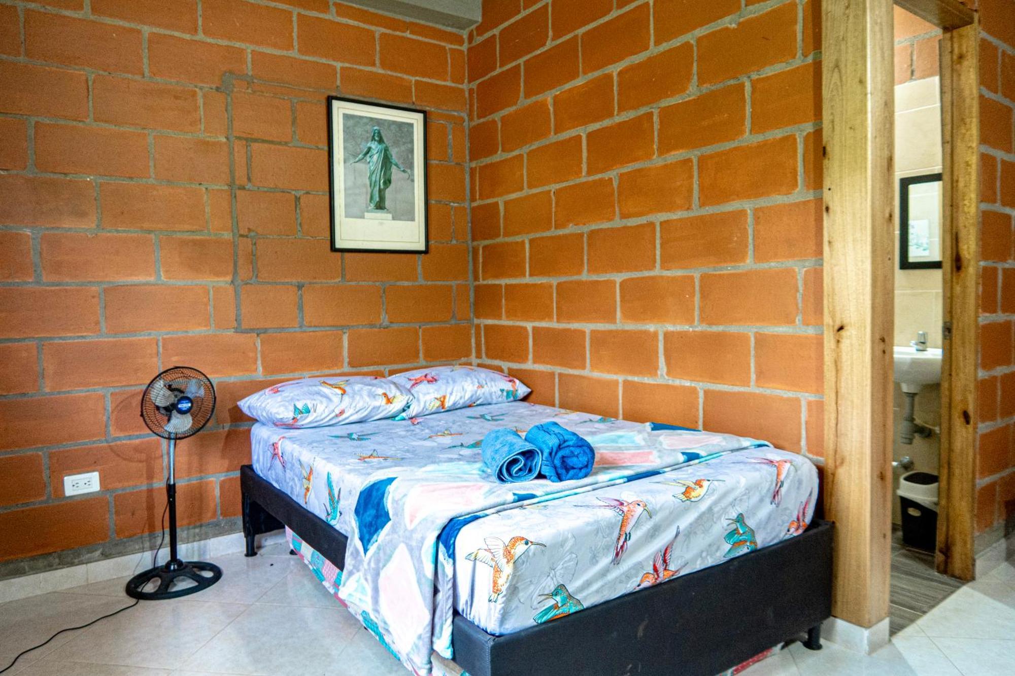 San Rafael Cerca Al Rio Wifi 6-12 Personas Chalet