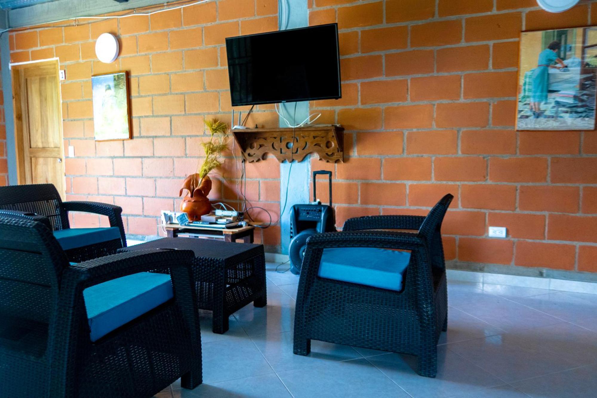 San Rafael Cerca Al Rio Wifi 6-12 Personas Chalet *